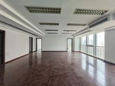 檀香湾220平急售289万