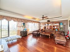 南北通透裘马都4室2厅精装修