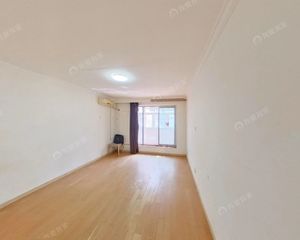 北航南门 蓟门里社区板楼2层全明三居适合一家人居住 看房随时