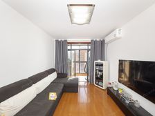 九号线合川路200米,税费少,户型佳全南户型,景观房,配套成