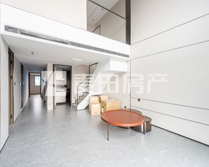 4室2厅中海都阙台一区