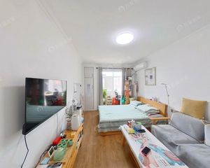 环保局家属院新上板楼,南北通透两居,中间层不临街,采光好