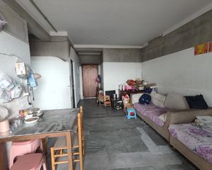 新东城阳光苑3室2厅1卫南朝向151.0万元/套出售
