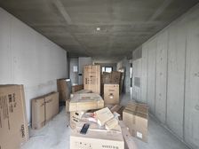 领誉府楼龄新楼层视野好楼间距宽毛坯房5房随意装修