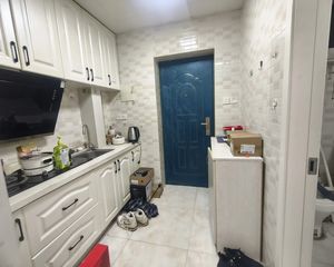 江城世家1室1卫南朝向50.0万元/套出售