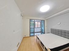 新出少有南北通透两房 通风向阳 业主诚意出售 随时配合看房签