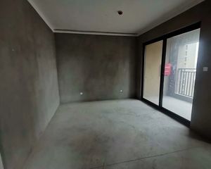 博馨苑东区3室2厅1卫南朝向130.0万元/套出售