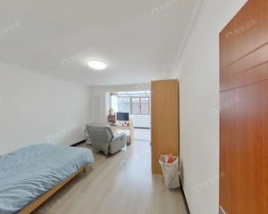 白家庄 八O 通透户型 一层带大阳台 不临街 可贷款 急售