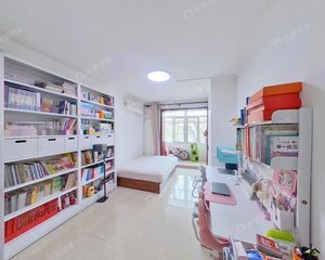 德胜门·裕中西里·新上3居室房子很好楼层合适价位可谈