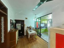 诚售!一梯两户,中间楼层,小区当中位置,出门双轨交,可做三房