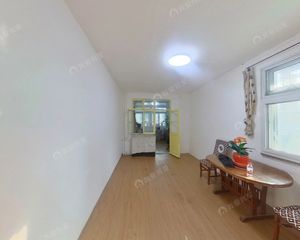 龙潭北里 西南北两居 五藏俱全 全明格局 边户 花 自 车
