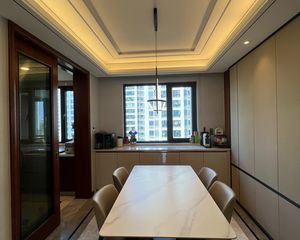姚江金茂府4室2厅2卫南朝向520.0万元/套出售
