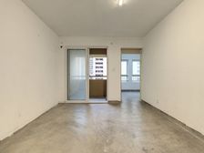 一套必售的好房,主力户型,清水毛坯,有缘者得之 中介费1%