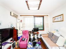 房东急售来电降 一手动迁税少 中等装修装修 随时看房