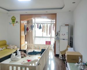 南北通透城后小区2室2厅精装修