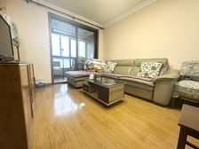 2011年小区靠地铁,出入方便,未来发展空间大!