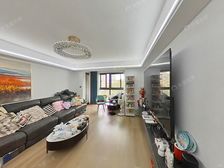 临湖景观,小区位置安静,产权清晰,装修好,有车位,诚售