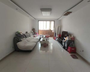 南北通透密西花园3室2厅精装修