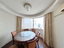 春城南区新挂牌白玉兰大三房,中间楼层,品质小区,看房有钥匙