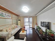 新上三房,蝶式三开间朝南,南北直通,电梯高区,看房随时方便