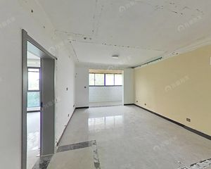 高行·绿地崴廉公寓·小区中间位置,全明户型,蝴蝶户型,有钥匙