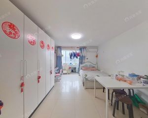 三环内,近地铁,南北通透,采光充足,满五年