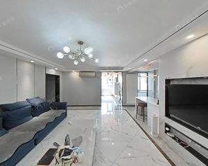 方庄地铁口 豪装3居2卫 次新商品房 两梯四户 管理好近公园