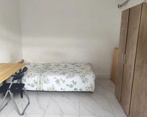 西城区什刹海片区,雷锋小学,私产平房,总价低过户快,出价可谈