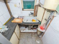 南北带院子丨院子未搭丨书抱可用丨诚意出售丨看房方便丨空关毛坯