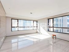 南北通透湖光壹号4室2厅精装修