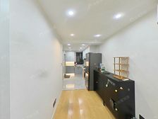 精装两房一厅 低楼层非底楼 近镇坪路地鉄 看房随时