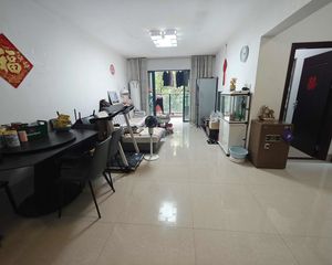 荣和大地二组团双天桃??业主诚心出售看房方便