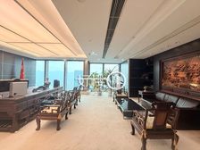 解放碑 高楼层 超豪华装修 拎包办公 轻轨