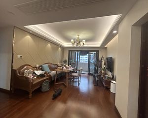万象华府一期4室2厅2卫南朝向399.0万元/套出售