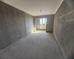 南北通透花园小区1室1厅