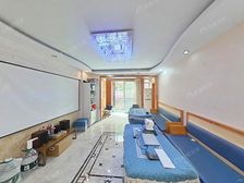 一楼带花园三房,业主自住,合川路500米,漕河泾万象城1公里