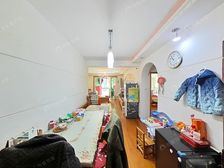 新上小区中间位置两房+楼间距宽+楼栋位置安静