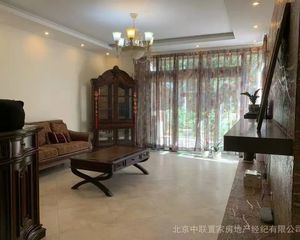 龙湾三期好位置 装修好 采光好 有租约
