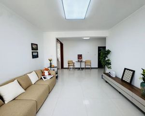 华中优选房丽景蓝湾B区精装两居