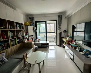 保亿丽景英郡2室2厅1卫南朝向125.0万元/套出售