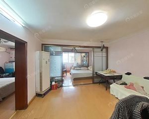 嘉善坊地铁口新上,双南户型采光好,出行方便诚心卖