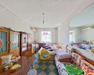 二环外东直门苏联式建筑 2层 层高3米,地铁350米