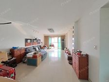 一眼心动,城央难得的宜居之选,让每一次归家都是穿越风景的旅行