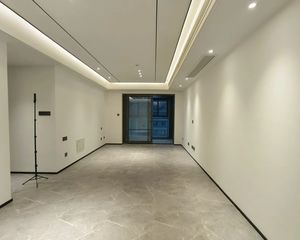 万科海潮映月3室2厅2卫南朝向258.0万元/套出售