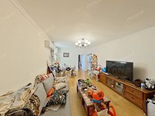 东三环 凤凰中心 团结湖北五条低总价三居 满五年 带电梯诚售