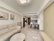 精装修,好楼层,三房两卫诚意出售