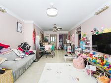 一楼带院子,此房满五年,采光好,南北通的2房,配套给力,诚售