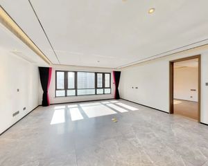 欢乐海岸二期,好楼层,江景房,临近公园,精装拎包入住,诚售