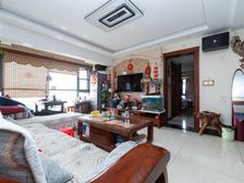 南北通透中弘卓越城3室2厅精装修