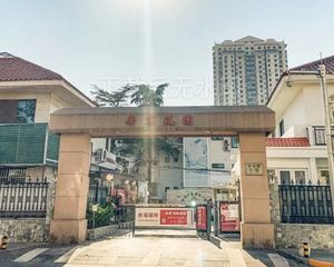 丰台-科技园区 帝京花园 独栋别墅南北多室多卫简装修